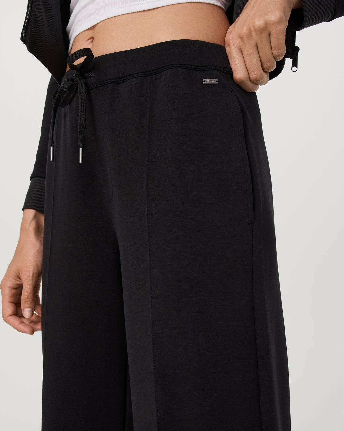Compose Wideleg Pant Women's Black Mid-High Rise Pant - Vuori
