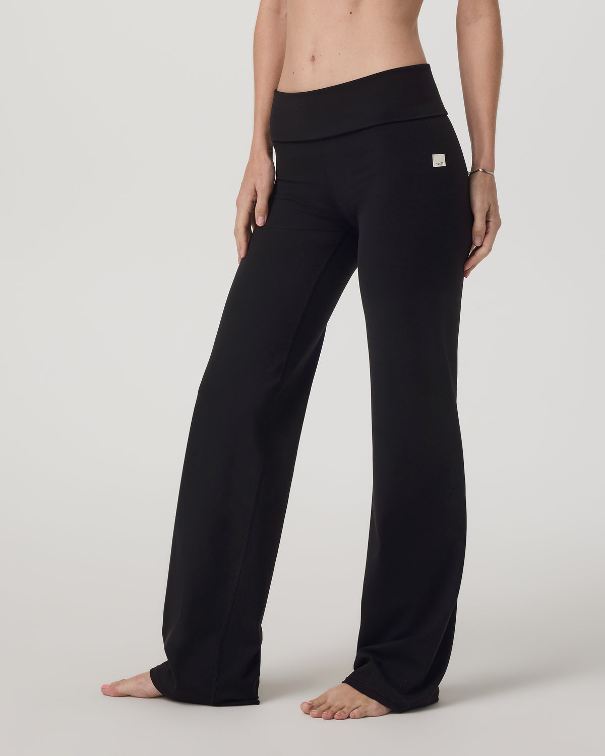 Vuori AllTheFeels™ Foldover Pant Women's Black Pants - Vuori