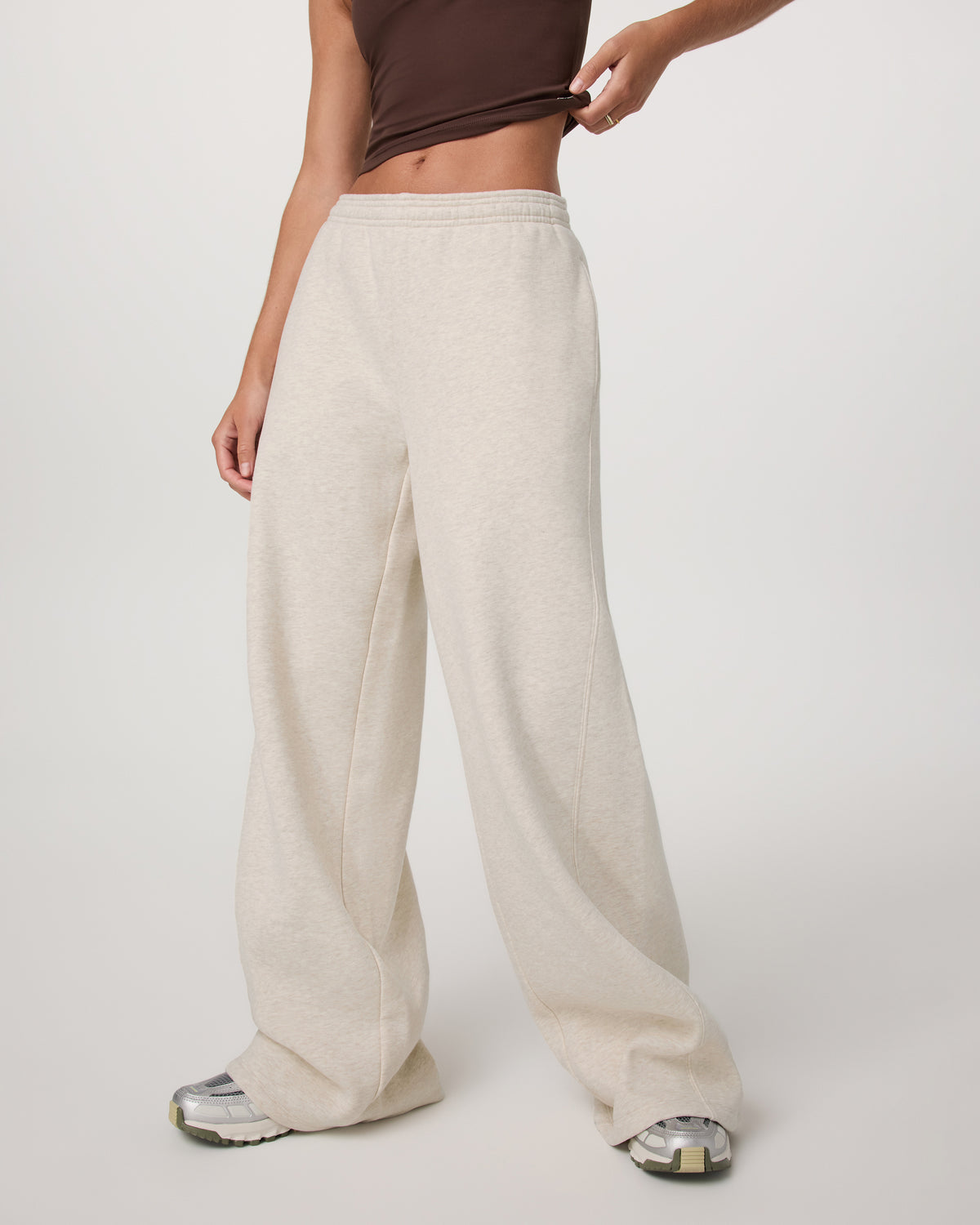 Women's Restore Ultra Wideleg Sweatpant Bone Heather - Vuori