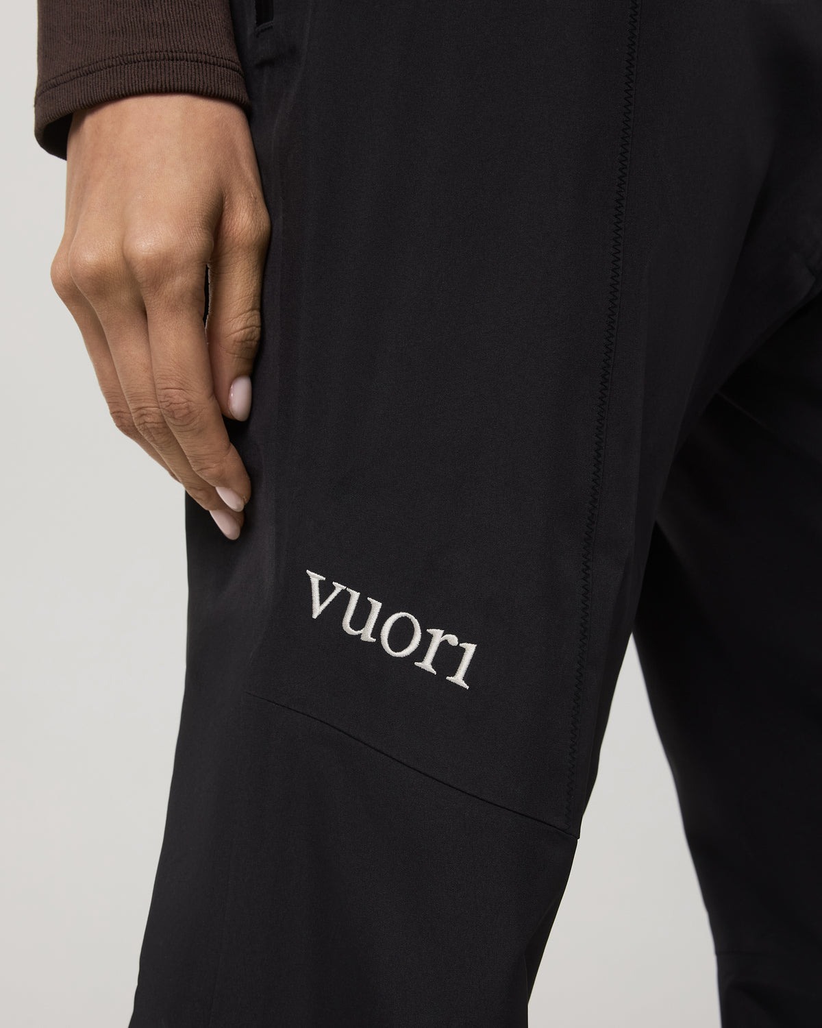 Women's Taika Snow Bib Black Ski/Board Bottoms - Vuori