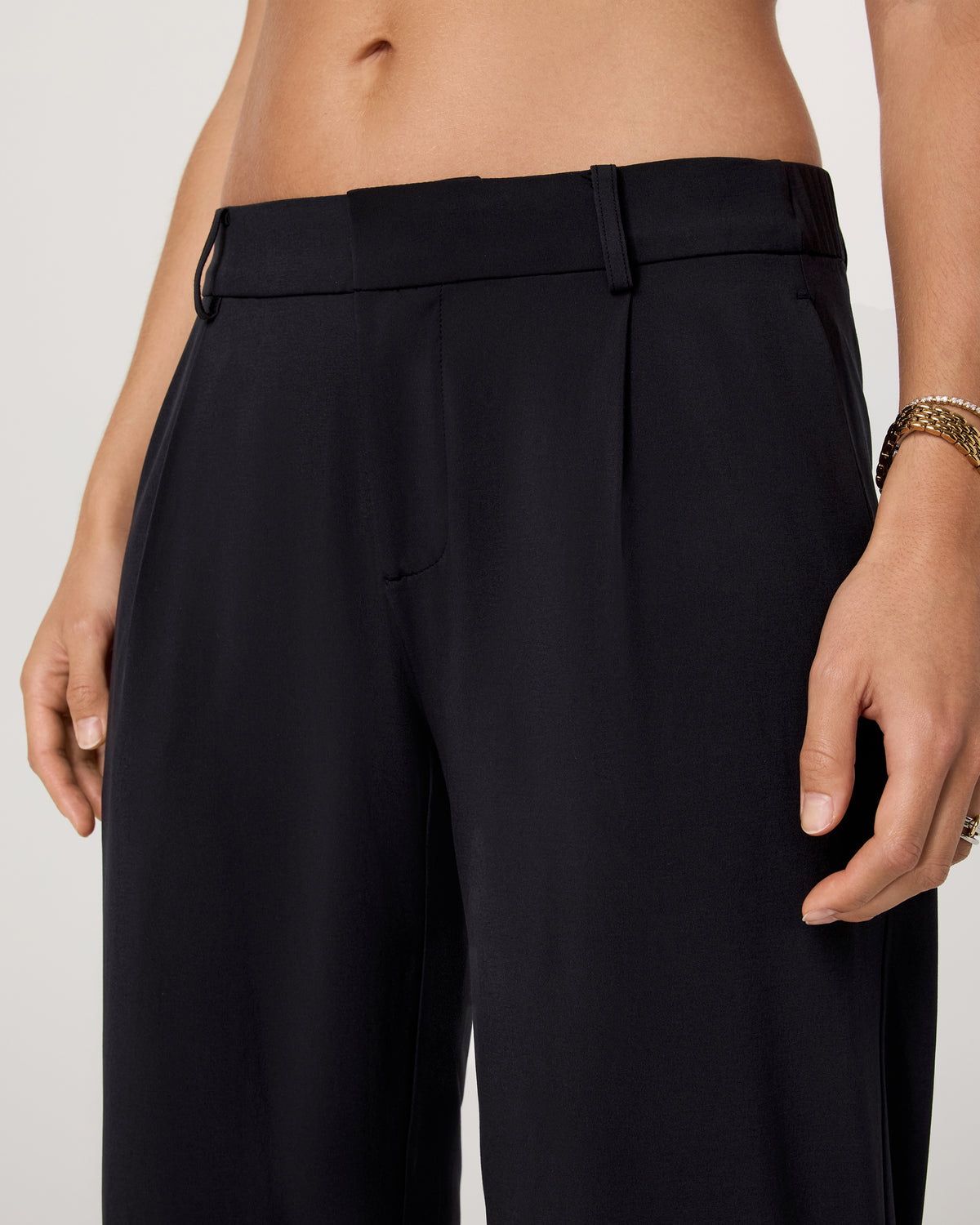 Villa Low Slung Trouser Women's Black Low-Rise Pants - Vuori