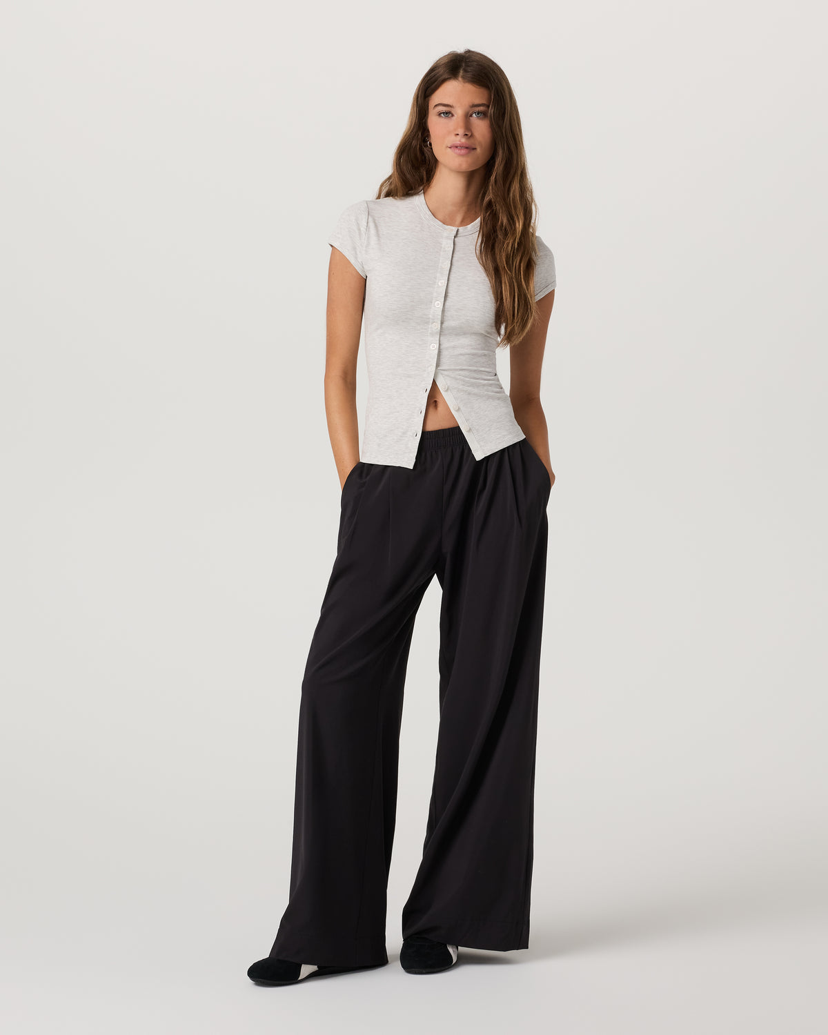 Villa Vibes Wideleg Women's Black Ultra-Wide Leg Pants - Vuori