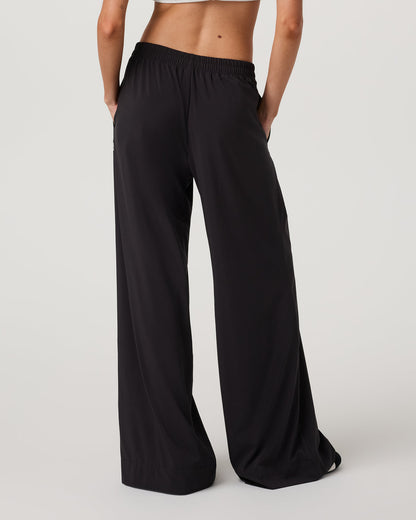 Villa Vibes Wideleg Women's Black Ultra-Wide Leg Pants - Vuori