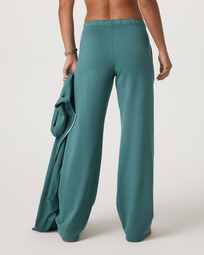 Halo Straight Leg - Long Women's Bluegrass Heather Pant - Vuori