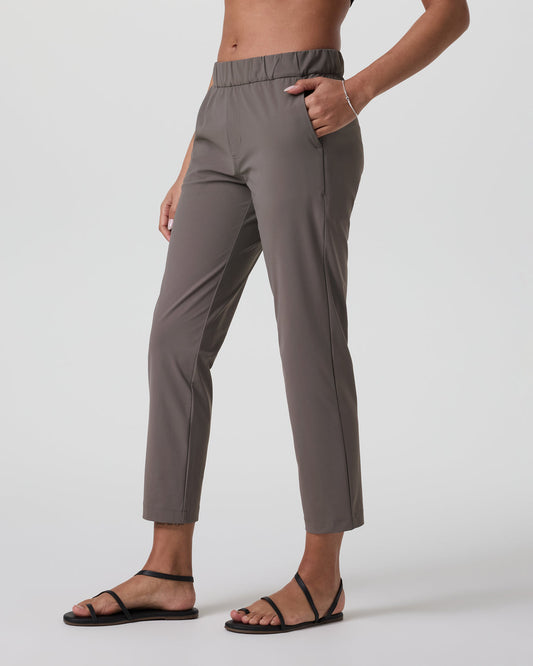 Miles Ankle Pant Women's Chia Cropped Pants - Vuori