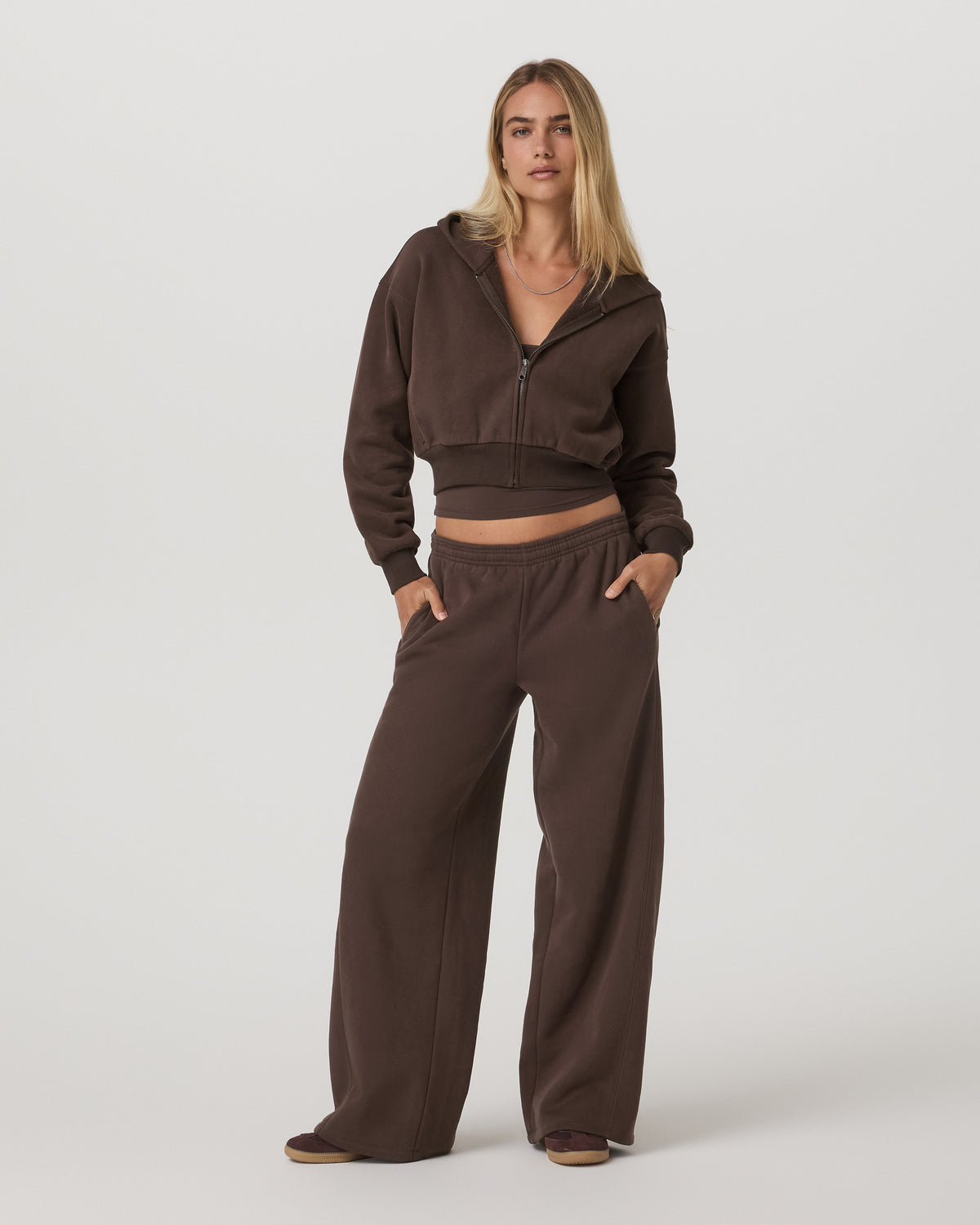 Restore Ultra Wideleg Sweatpant Women's Java Pants - Vuori