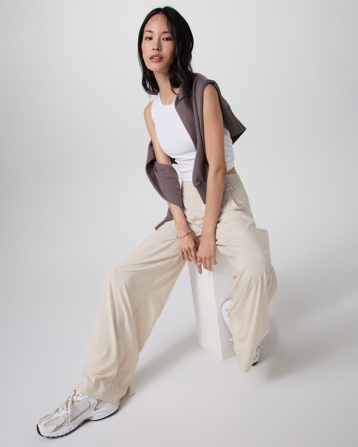 Villa Wideleg Pant - Long Women's Tall Milkweed Pants - Vuori