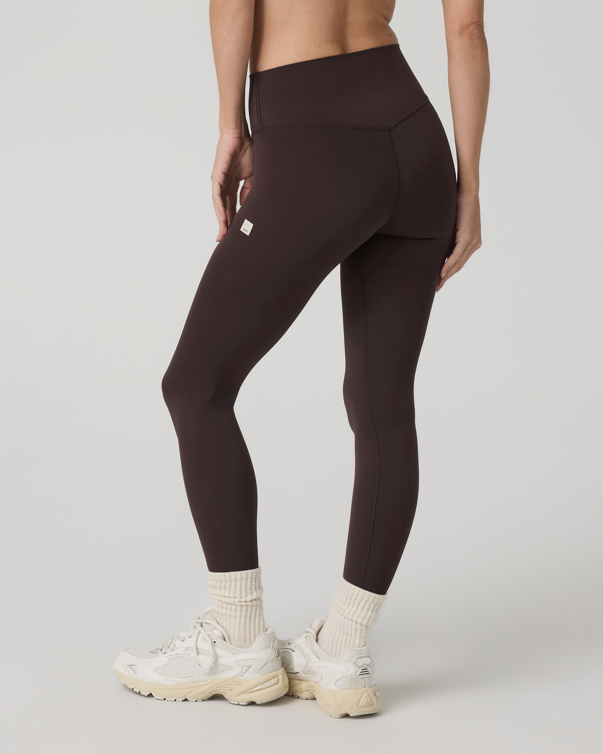 Vuori AllTheForm™ Legging - Short Women's French Roast Leggings - Vuori