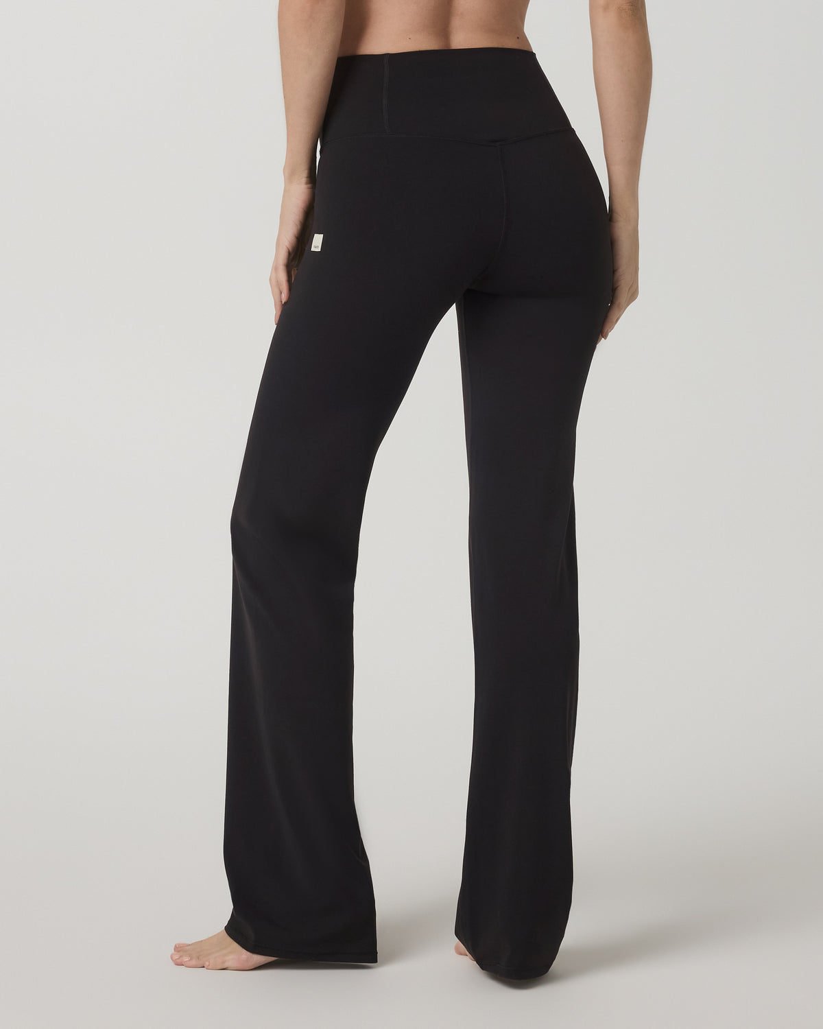 Vuori AllTheFeels™ Straight Leg - Long Women's Black Leggings - Vuori