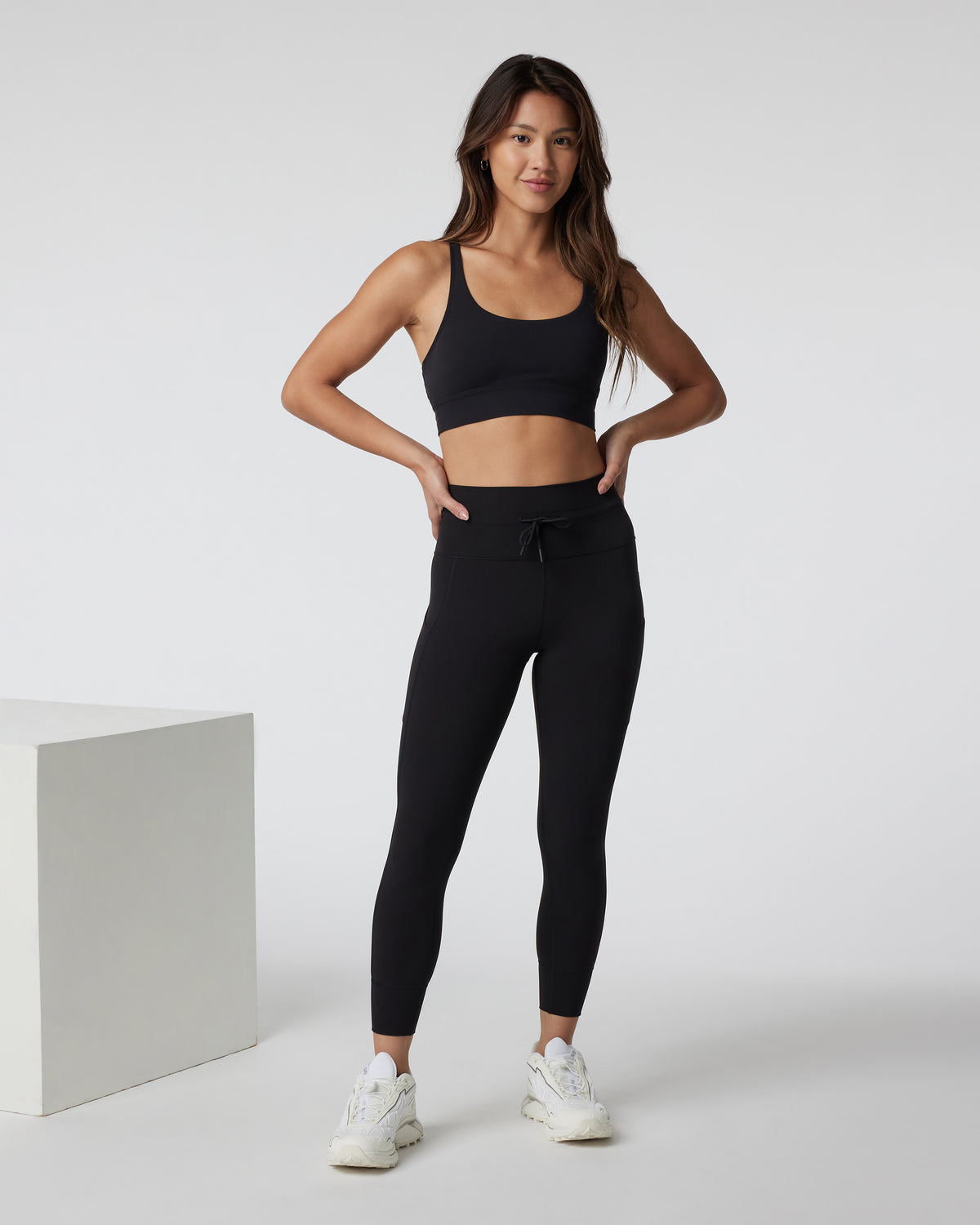 Daily Legging - Short Women's Black Short Leggings - Vuori