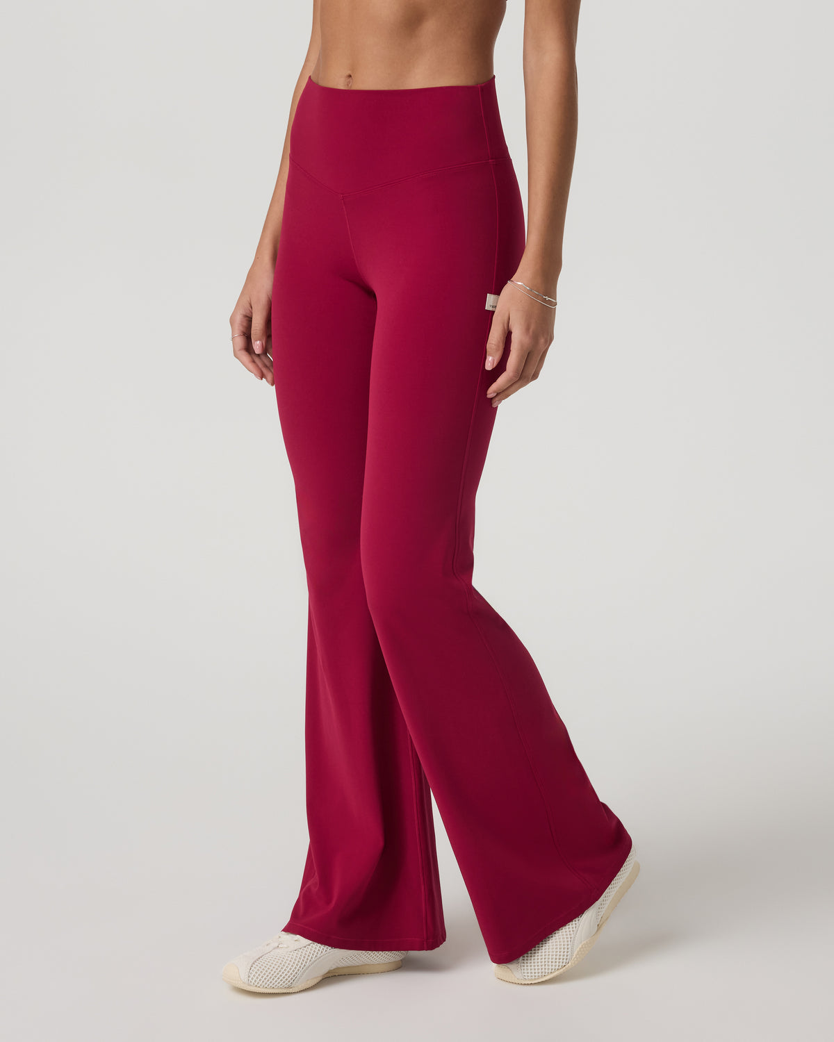 Vuori AllTheForm™ Flare - Short Strawberry Leggings - Vuori
