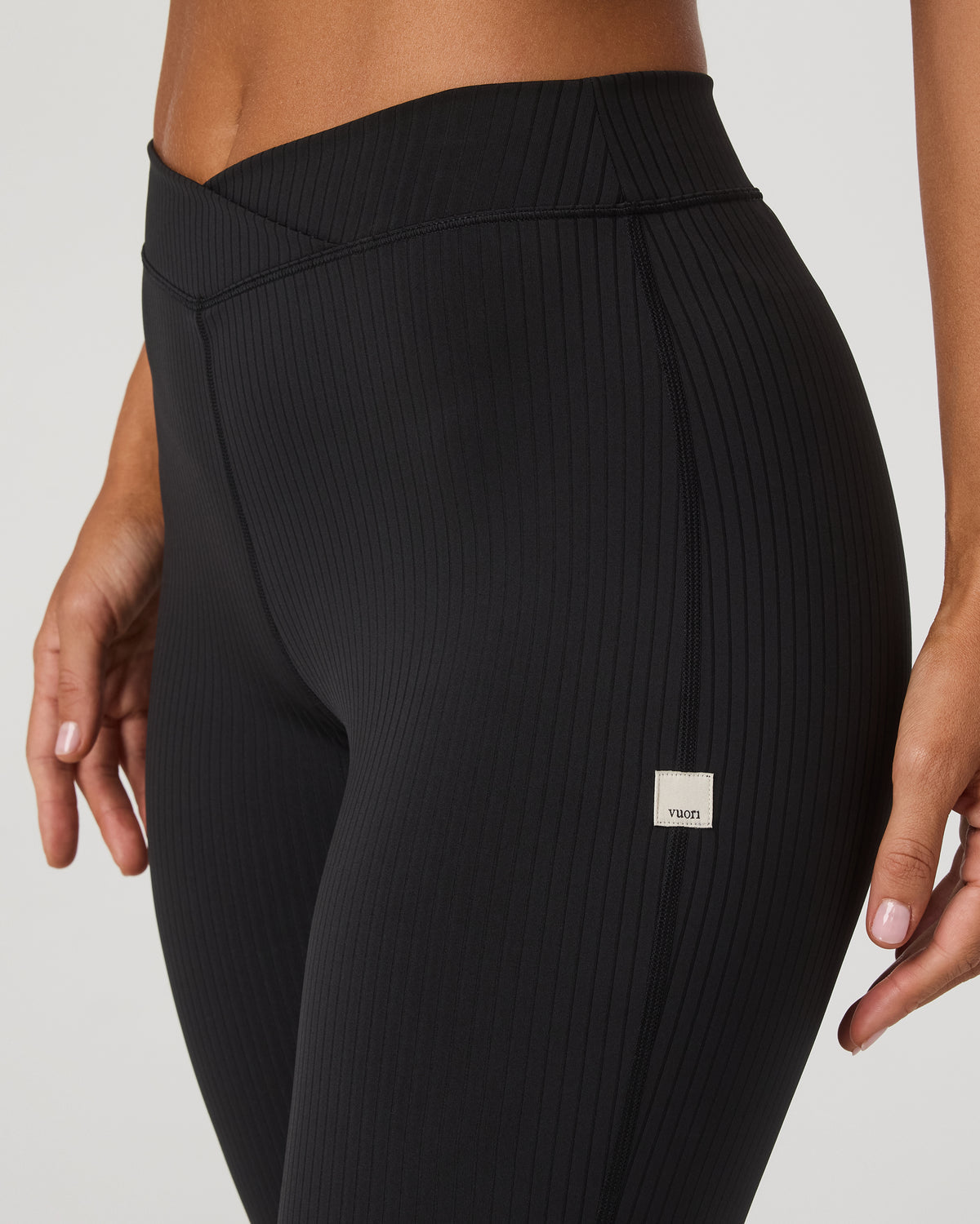 Inversion Rib Slim Flare Women's Black Slim Flare Leggings - Vuori