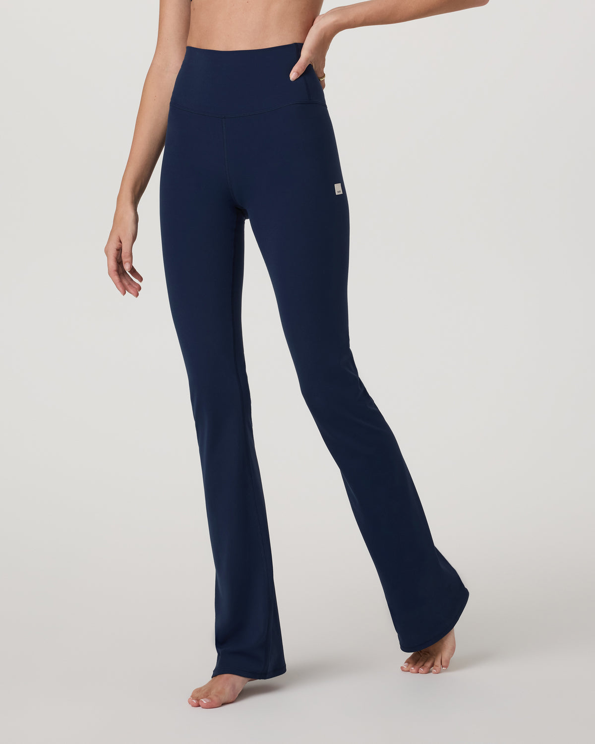 Vuori AllTheFeels™ Slim Flare Blue Coast Leggings - Vuori