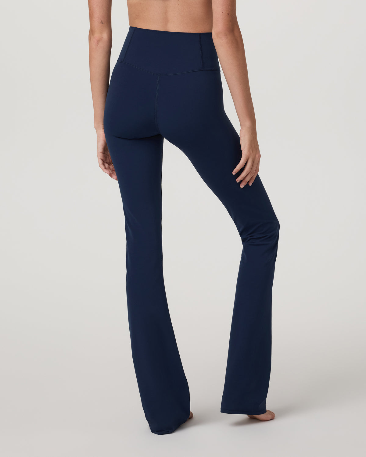 Vuori AllTheFeels™ Slim Flare Blue Coast Leggings - Vuori