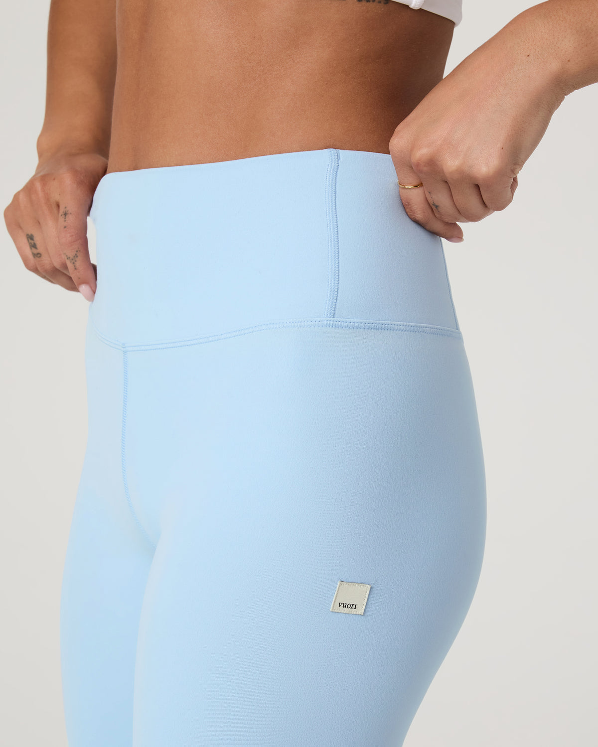 Vuori AllTheFeels™ Slim Flare Crystal Blue Leggings - Vuori