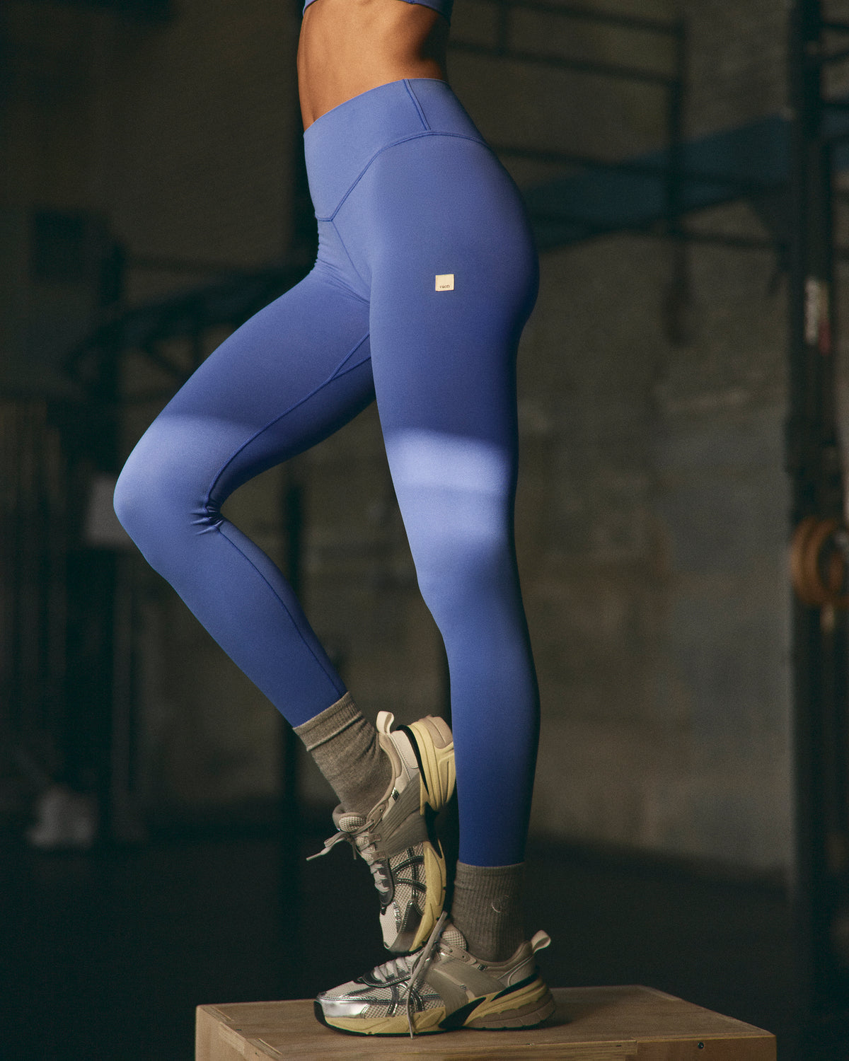 Vuori AllTheForm™ Legging - Short Bright Iris Leggings - Vuori
