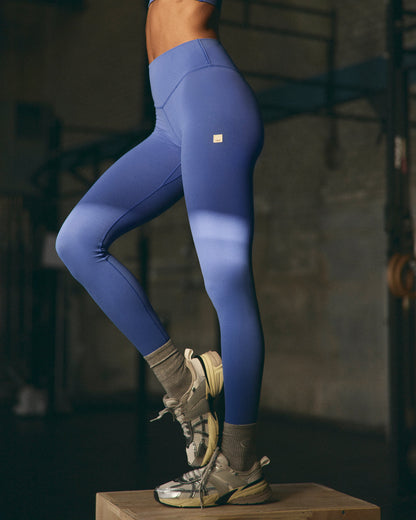 Vuori AllTheForm™ Legging - Short Bright Iris Leggings - Vuori