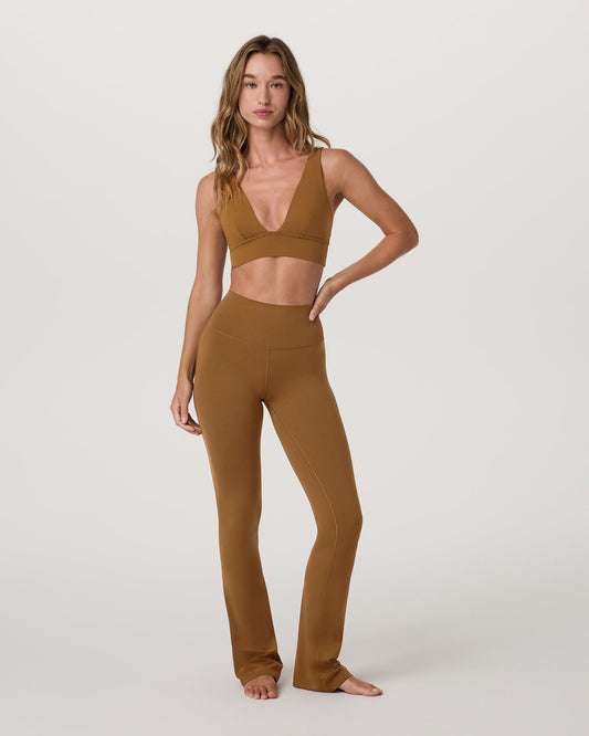 Vuori AllTheFeels™ Slim Flare Women's Rum Leggings - Vuori