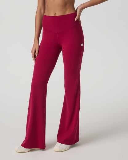 Vuori AllTheForm™ Flare - Long Strawberry Leggings - Vuori