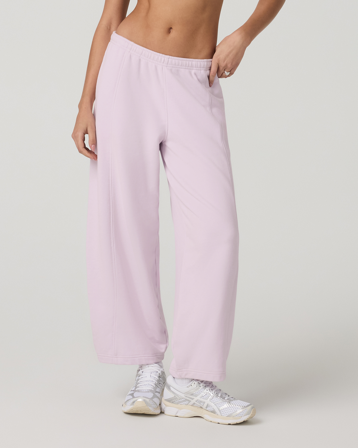 Sedona Barrel Sweatpant Women's Lilac Breeze Sweatpants - Vuori