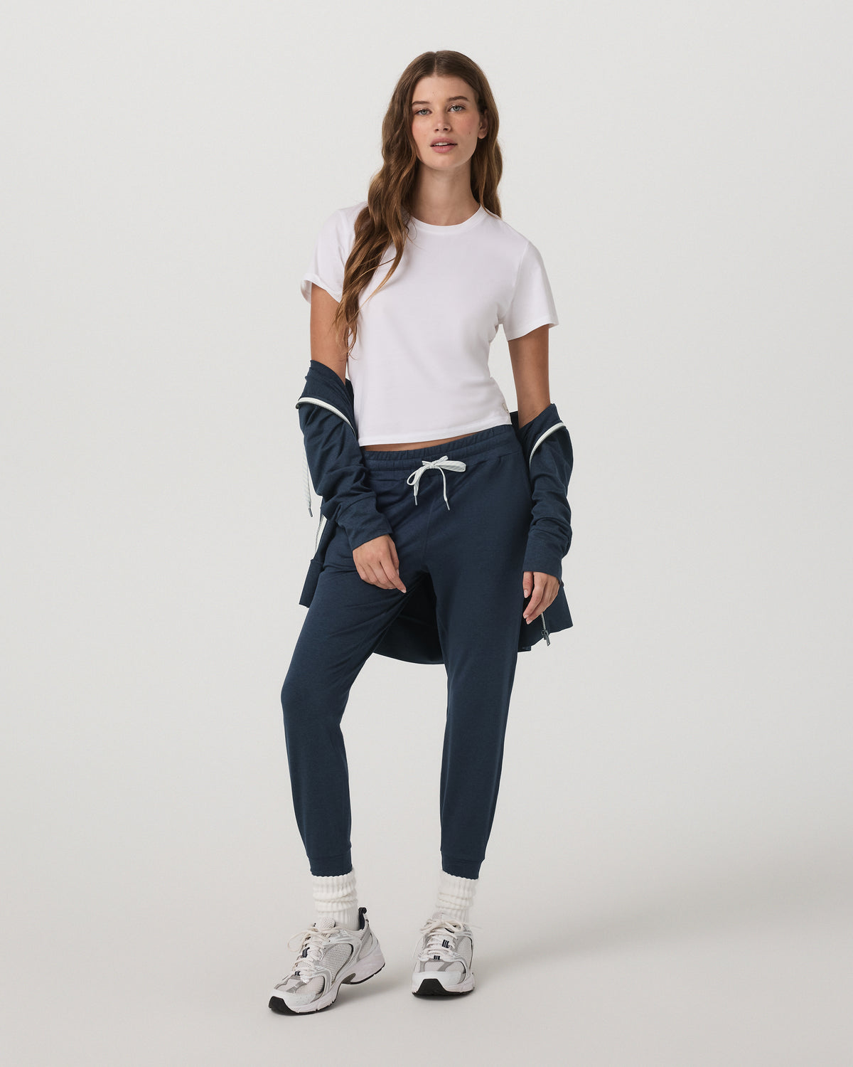 Performance Jogger Midnight Moisture-Wicking Joggers - Vuori
