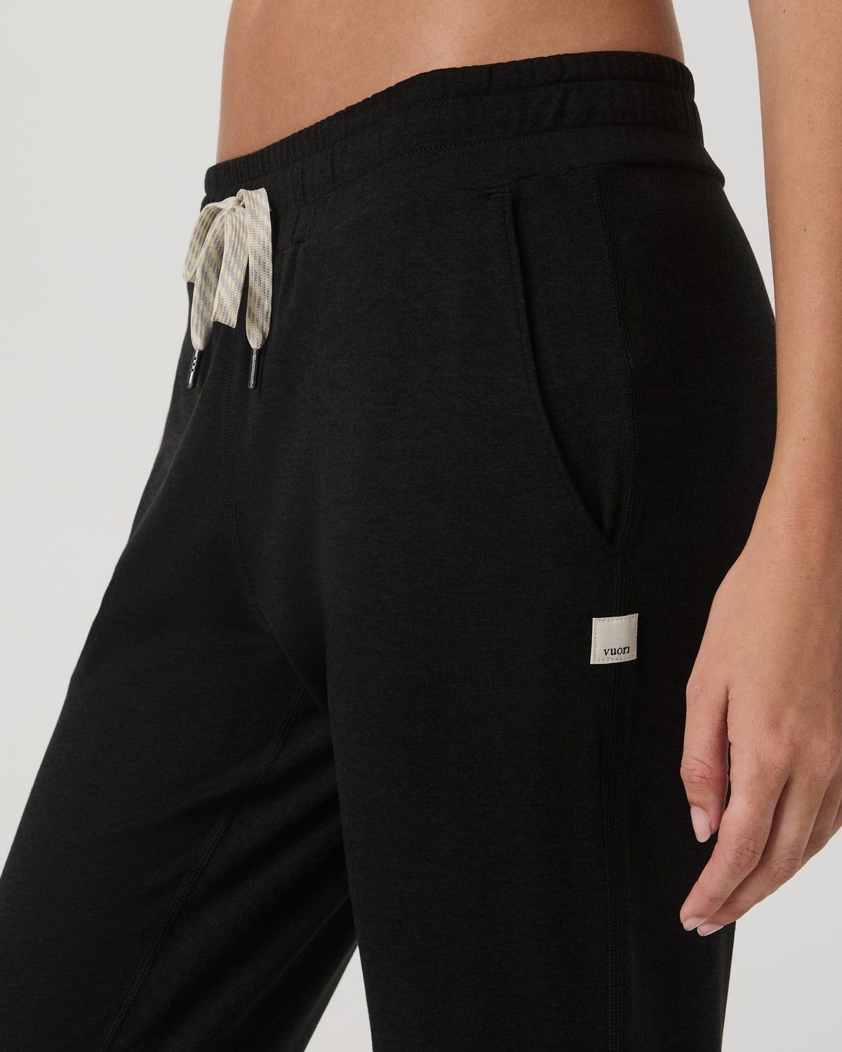Performance Jogger - Long Black Heather Long Joggers - Vuori