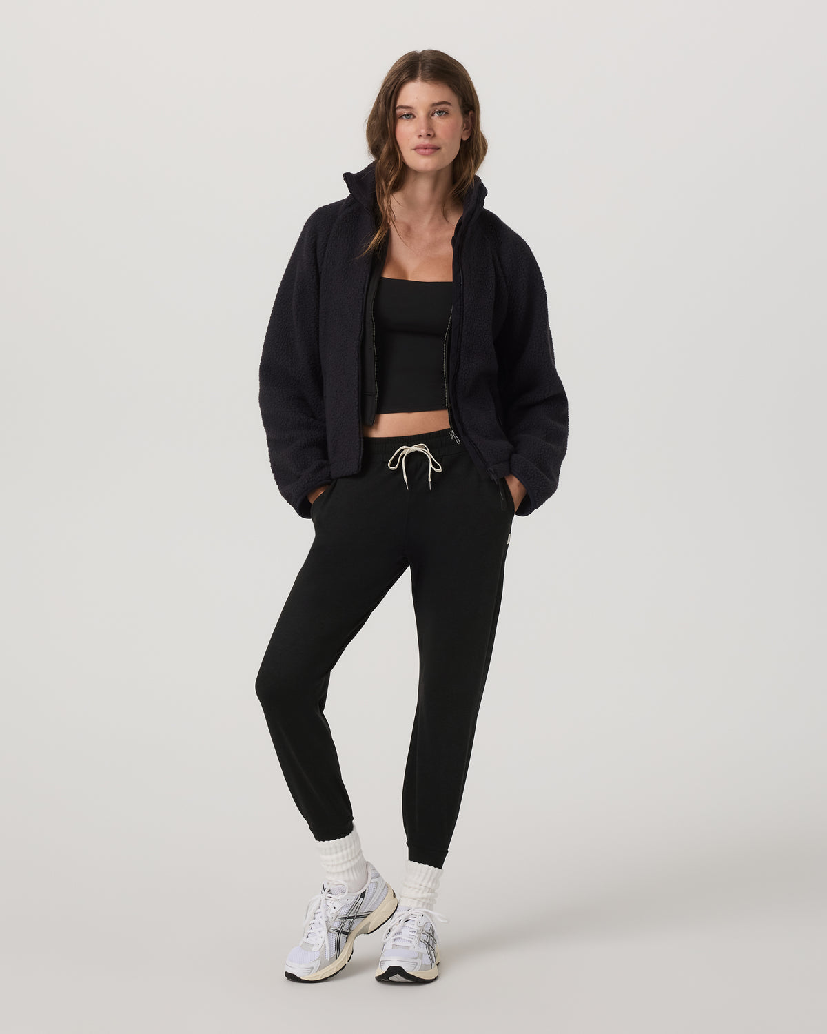 Performance Jogger - Long Black Heather Long Joggers - Vuori
