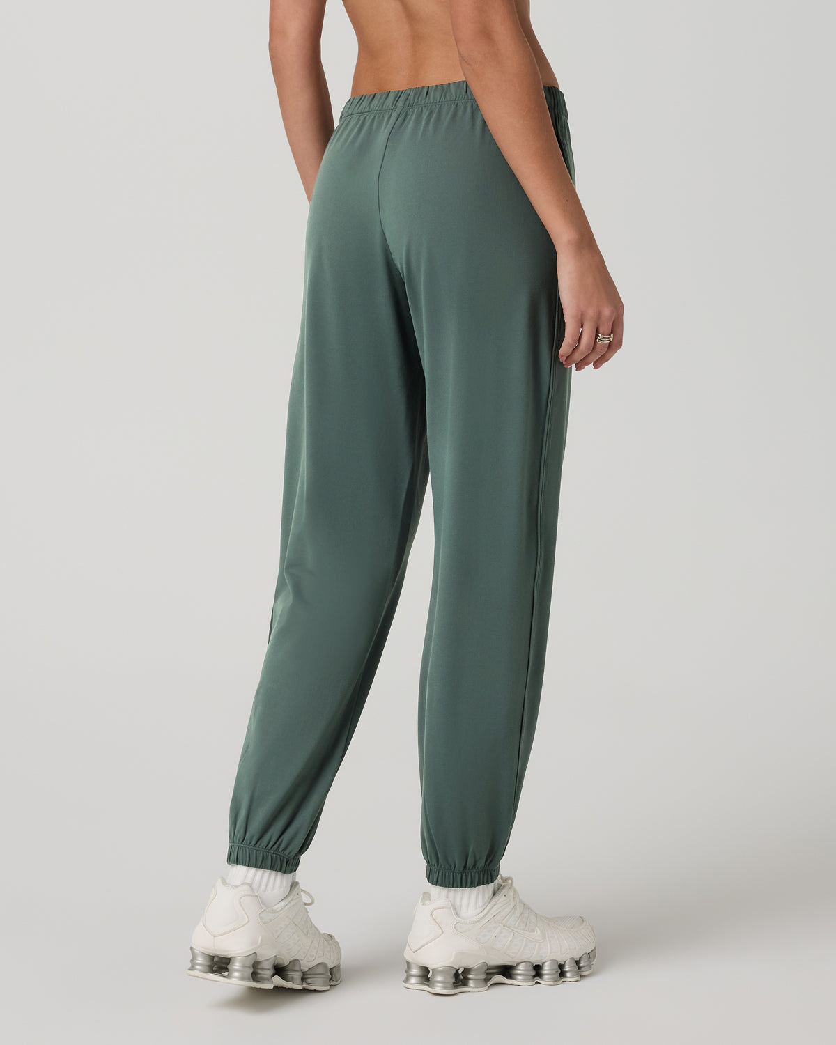 Halo Modern Sweatpant Women's Agate Green Sweatpant - Vuori