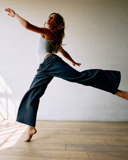 Restore Ultra Wideleg Sweatpant Women's Ocean Blue Pants - Vuori