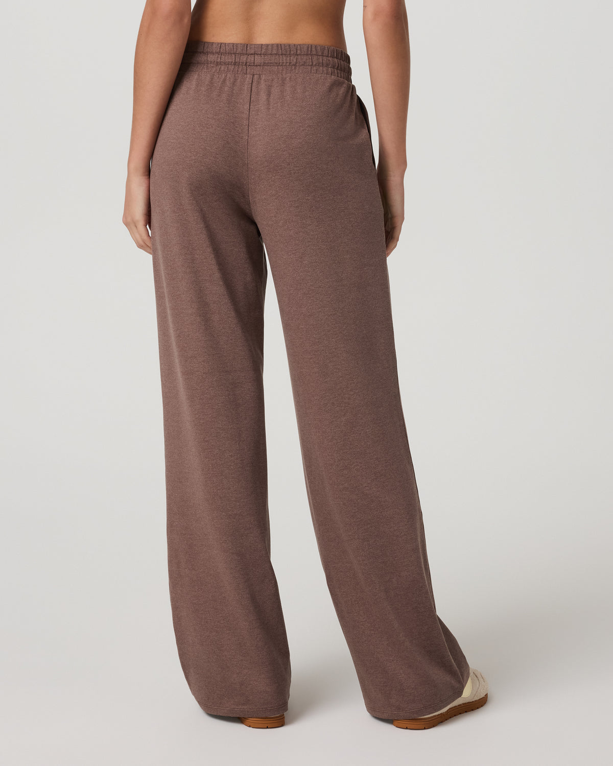 Halo Essential Wideleg Pant Women's Sable Heather Pant - Vuori