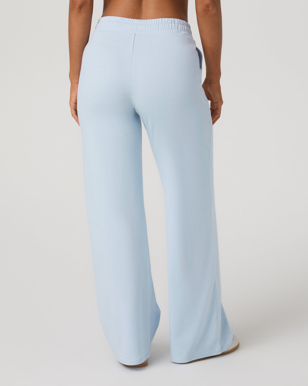 Halo Essential Wideleg Women's Soft Sky Heather Pants - Vuori