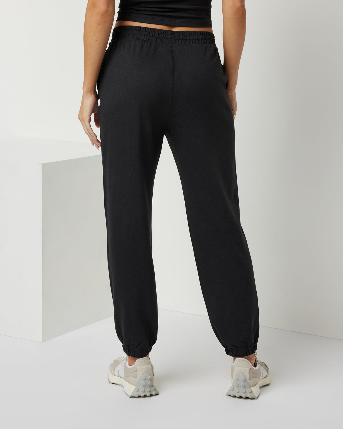 Boyfriend Sweatpant Women's Black Sweatpants - Vuori
