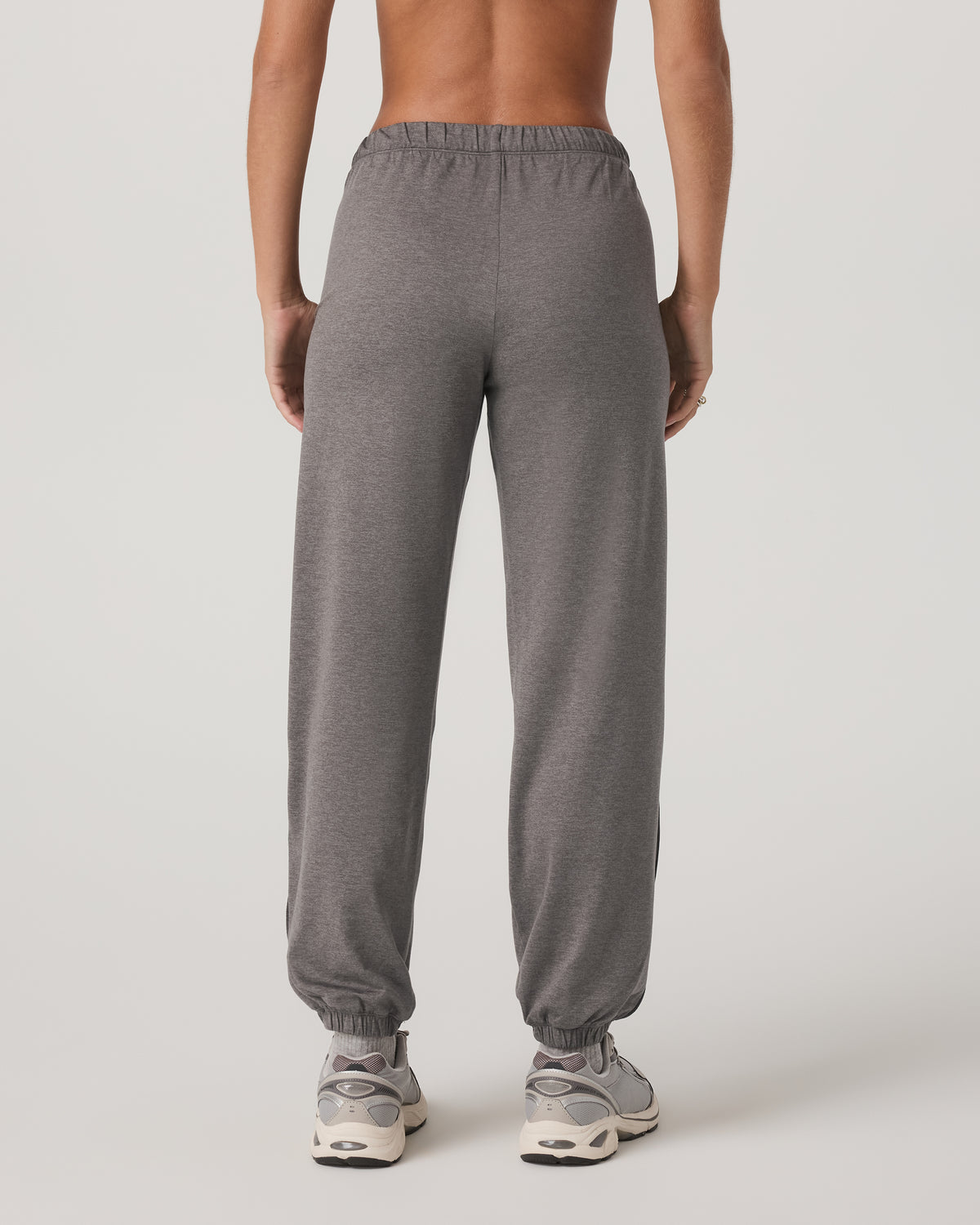 Halo Modern Sweatpant Women's Chia Heather Pants - Vuori