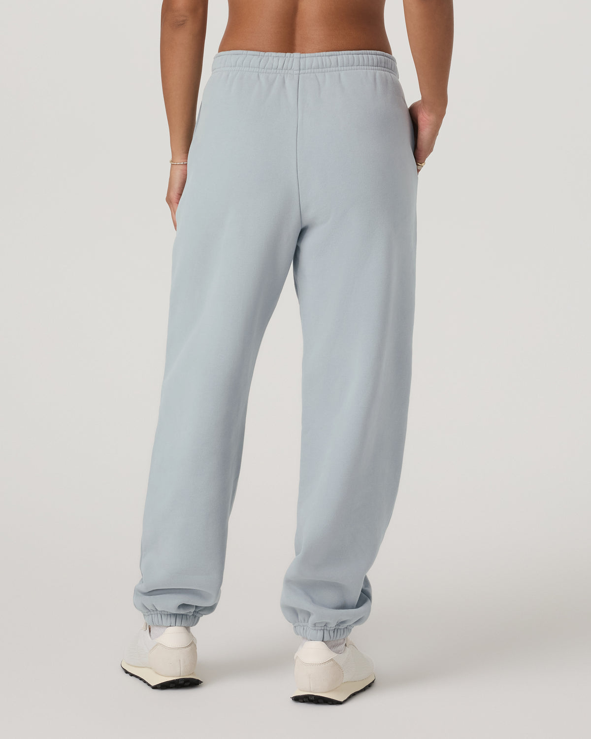 Restore Classic Sweatpant Women's Blue Haze Pants - Vuori
