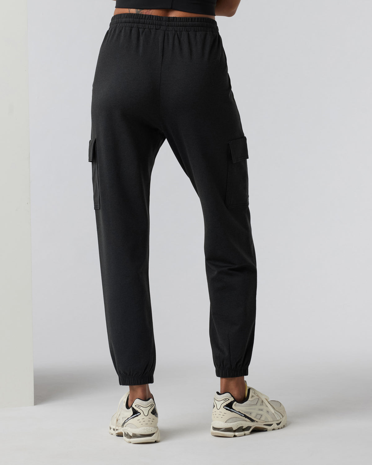 Boyfriend Cargo Sweatpant Black Heather Sweatpants - Vuori