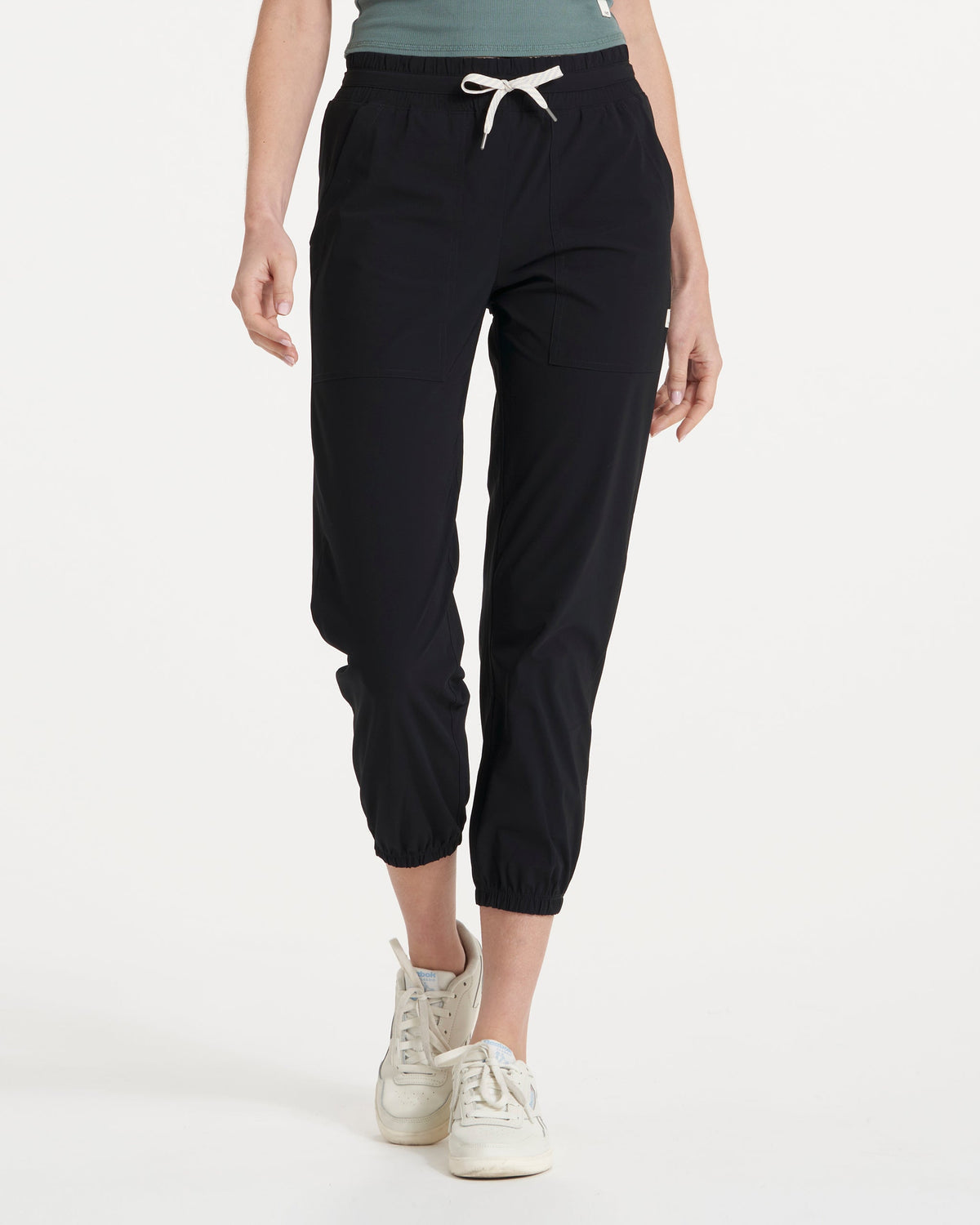 Miles Jogger Women's Lightweight Black Pants - Vuori