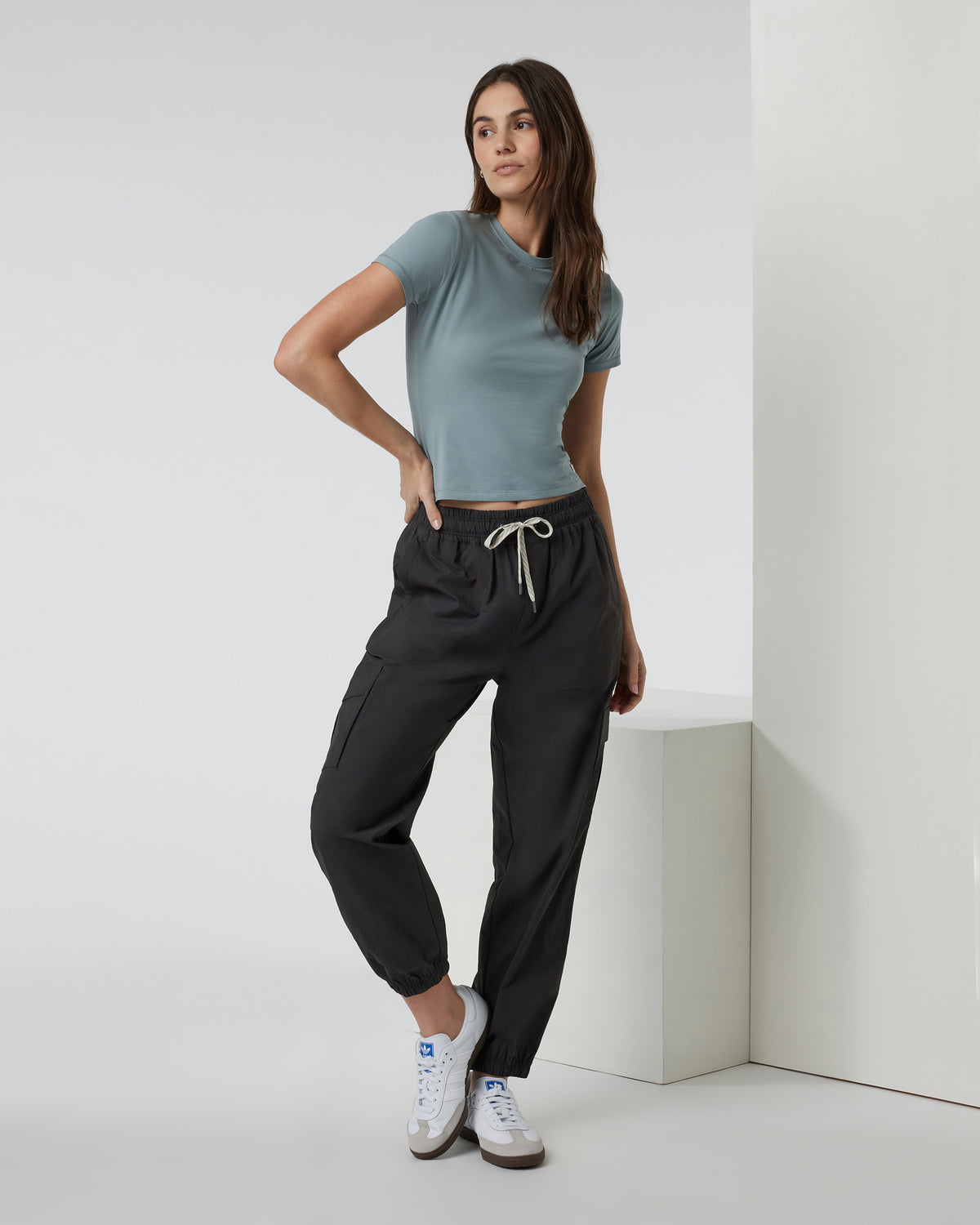 Birch Jogger Women's Vintage Black Utility Joggers - Vuori