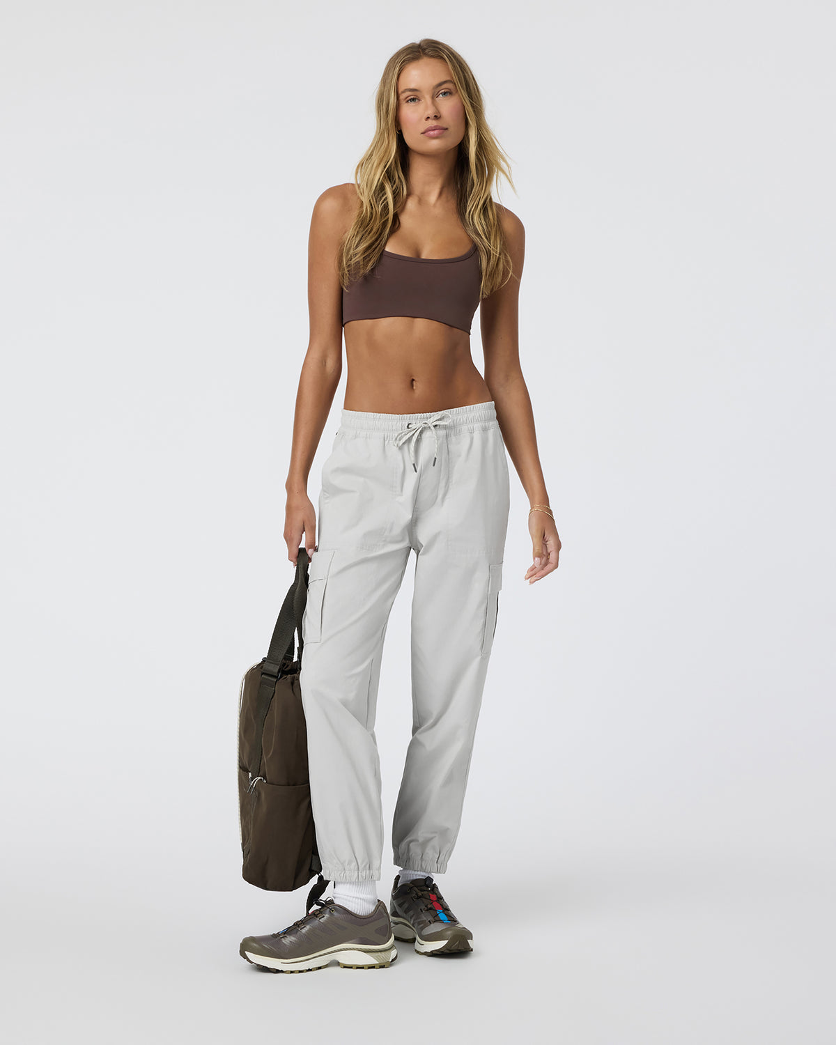 Birch Jogger Women's Silver Cloud Utility Joggers - Vuori