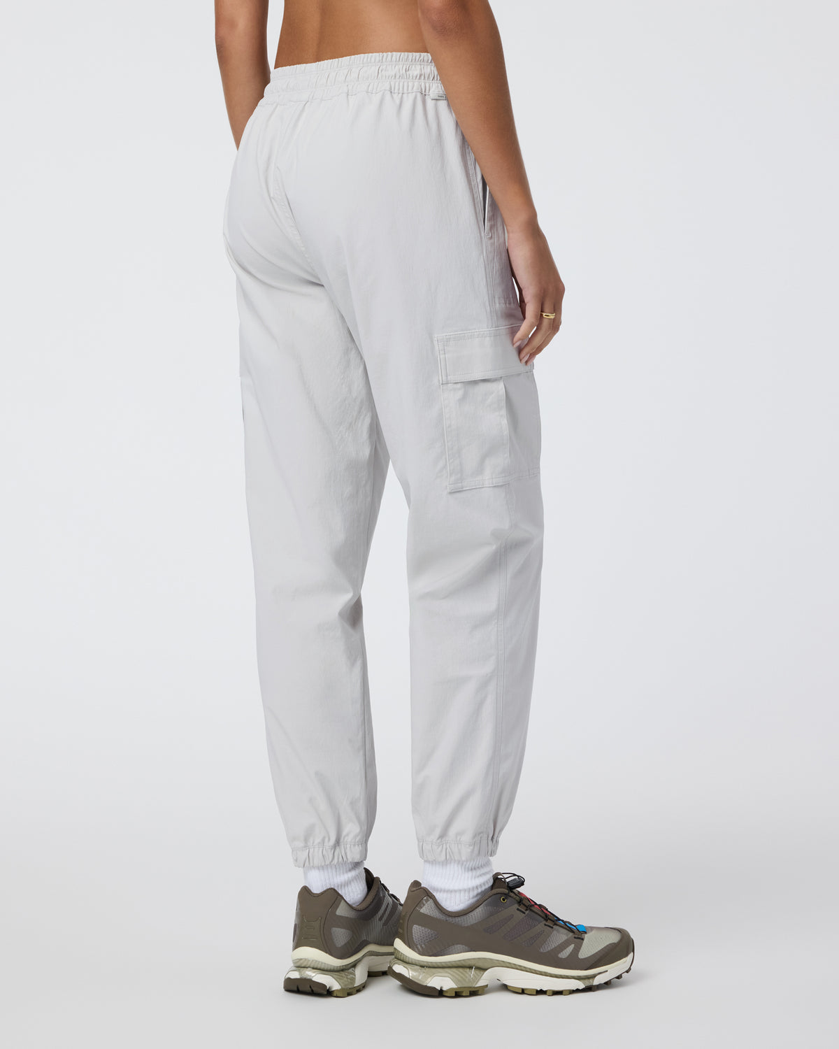 Birch Jogger Women's Silver Cloud Utility Joggers - Vuori