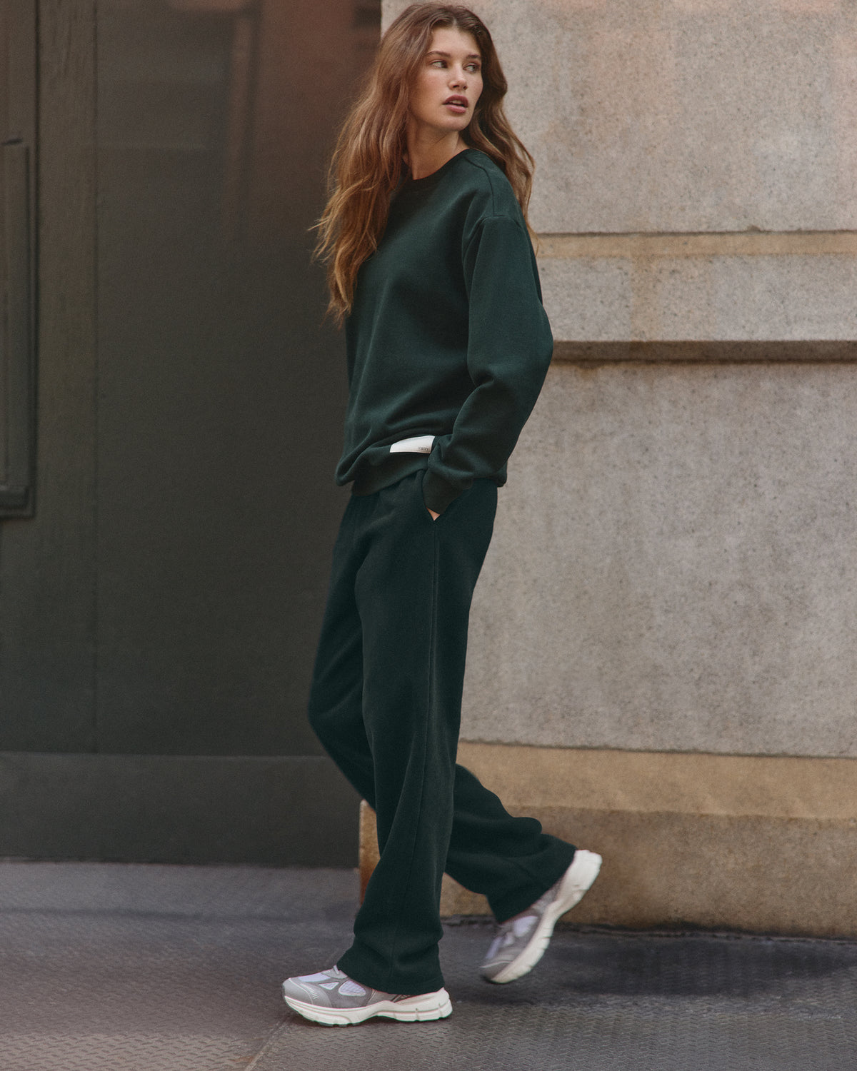 Restore Straight Leg Sweatpant Women's Evergreen Pants - Vuori