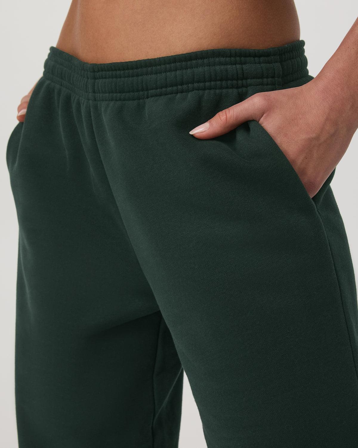 Restore Straight Leg Sweatpant Women's Evergreen Pants - Vuori