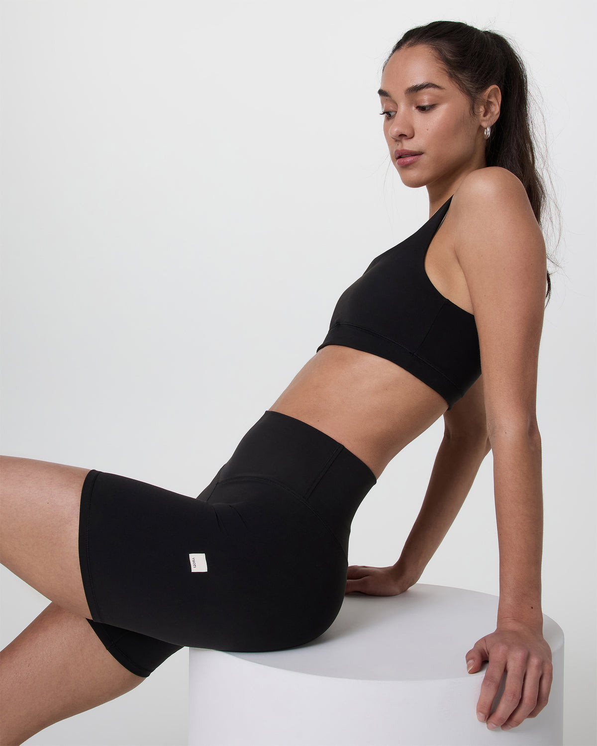 Vuori AllTheForm™ Short 6" Black - Vuori