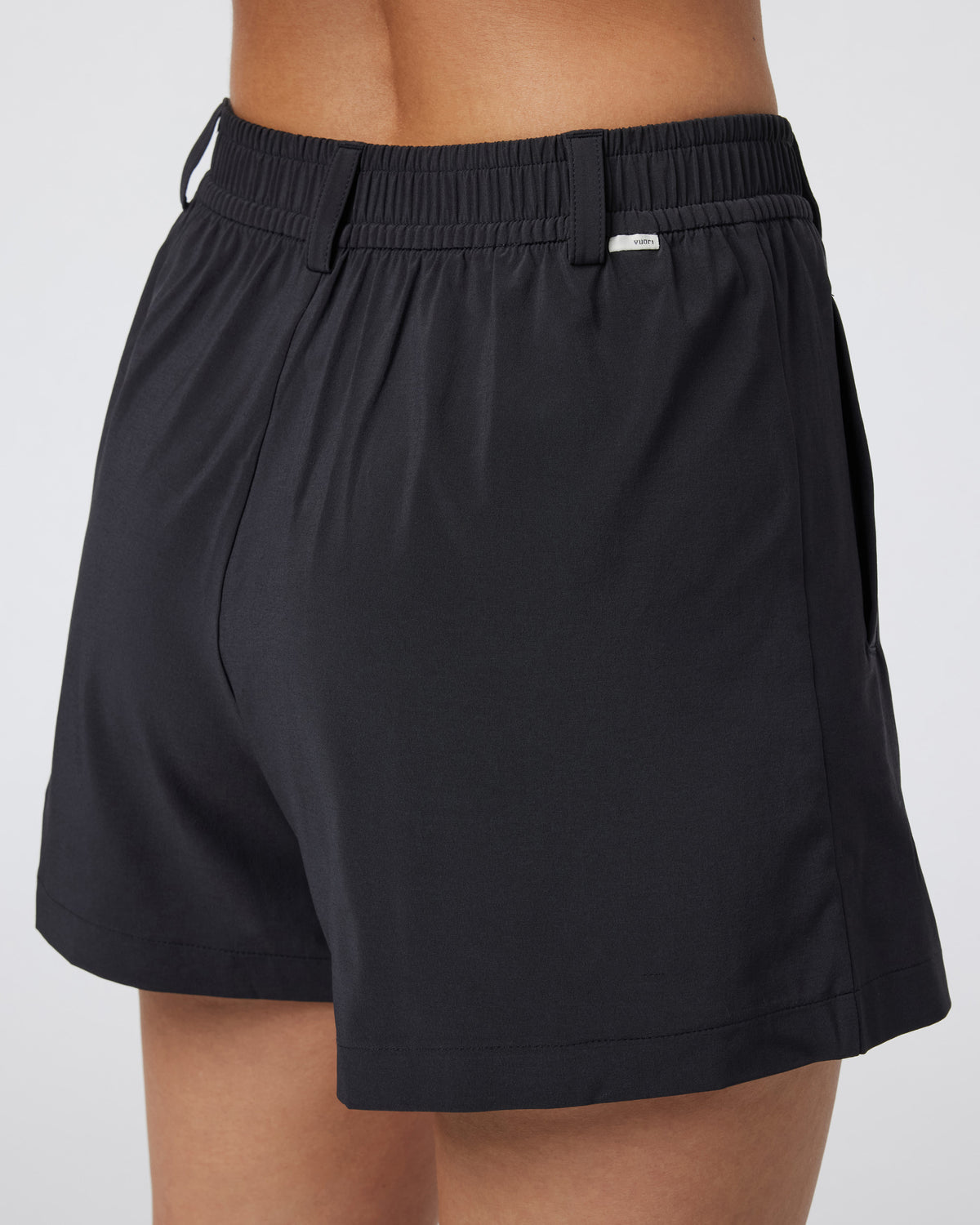 Villa Trouser Shorts Women's Black Pleated Shorts - Vuori