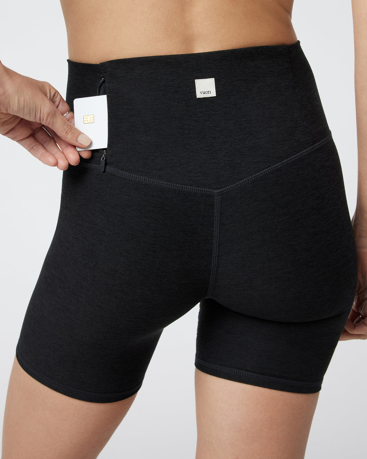 Clean Elevation Shorty Black Heather Biker Shorts - Vuori