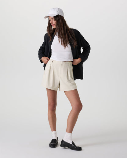 Villa Trouser Shorts Women's Mushroom Pleated Shorts - Vuori
