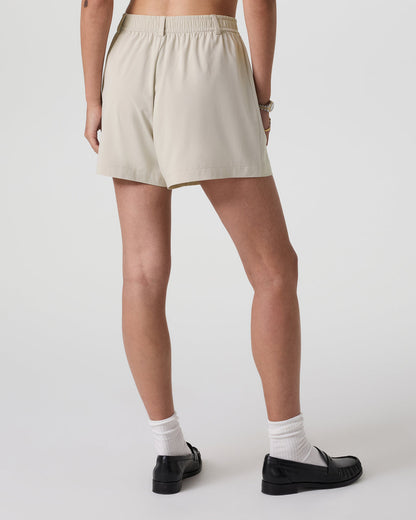 Villa Trouser Shorts Women's Mushroom Pleated Shorts - Vuori