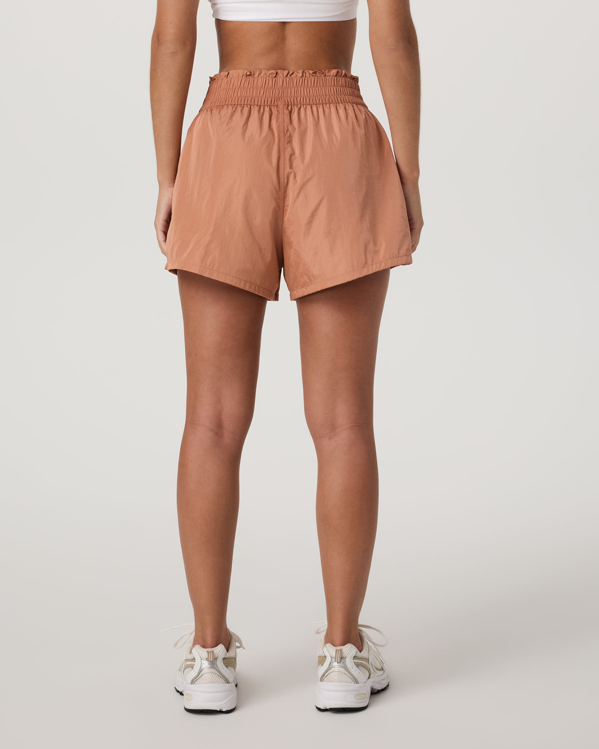 Dash Elevate Short Women's Desert Peach Fitness Shorts - Vuori