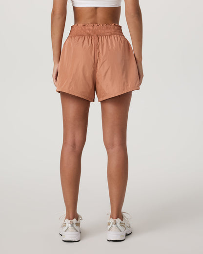 Dash Elevate Short Women's Desert Peach Fitness Shorts - Vuori