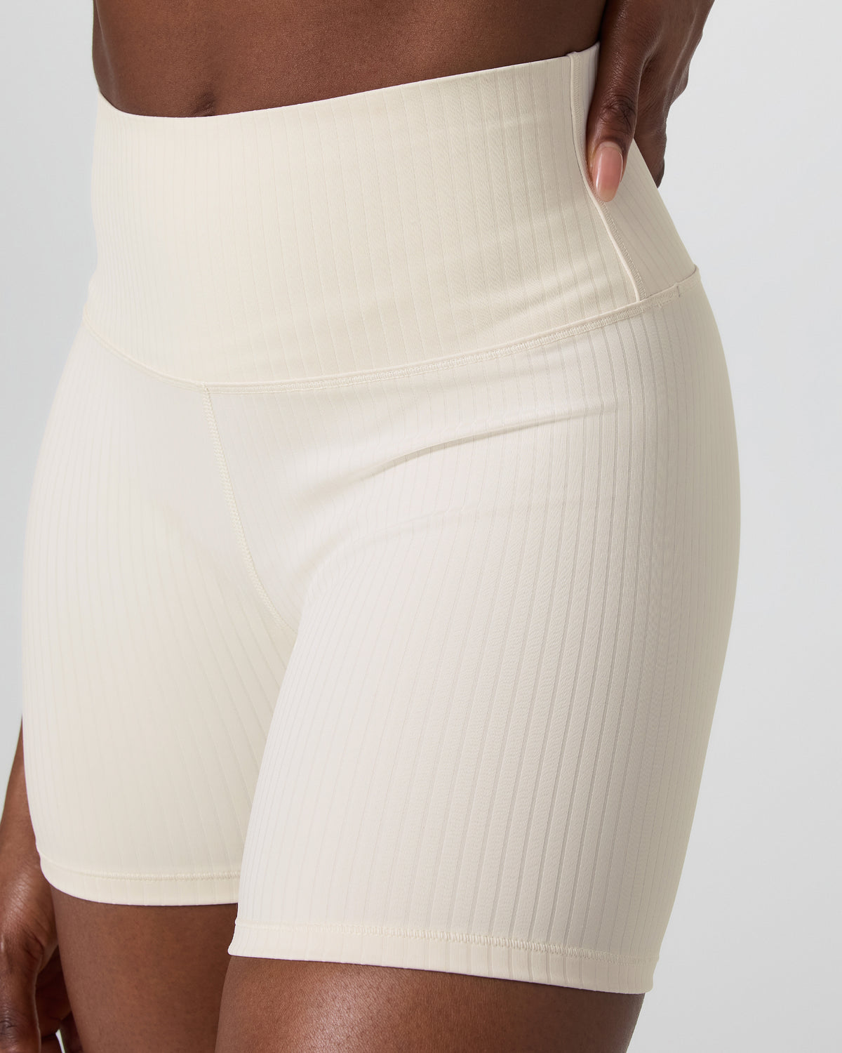 Inversion Rib Short Marshmallow - Vuori