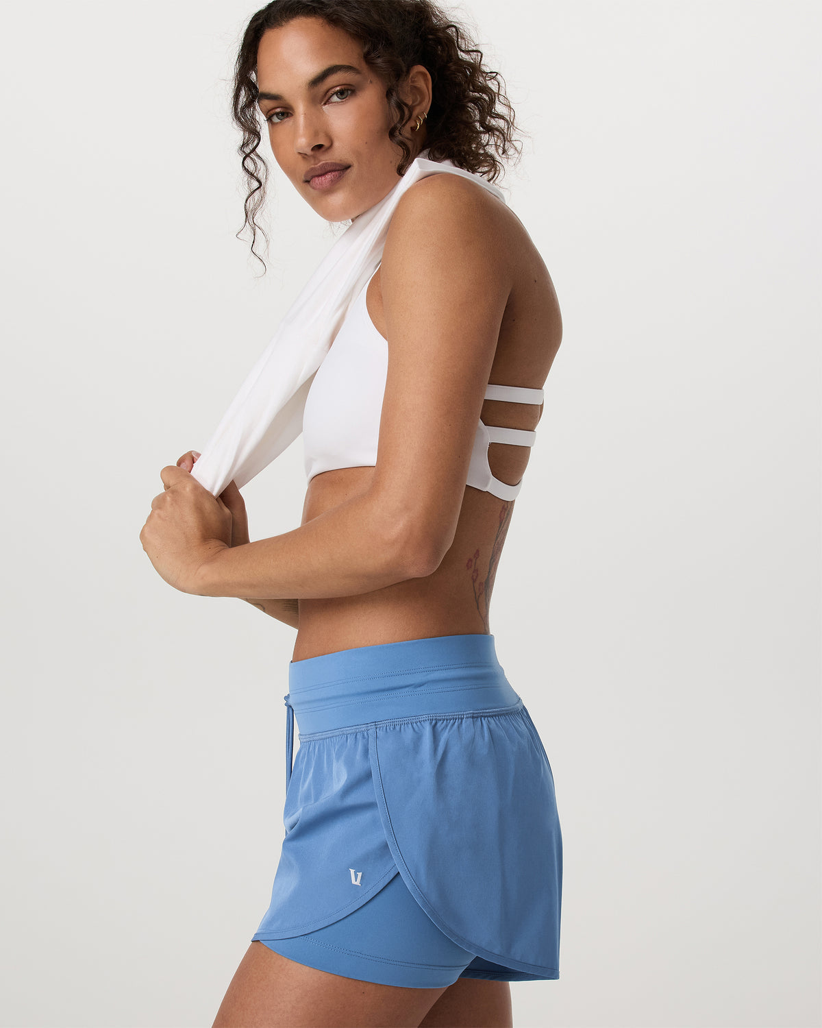 Daily Speed Short 2.5" Women's Light French Blue Shorts - Vuori